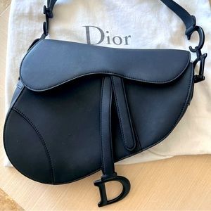 Black Dior saddle bag